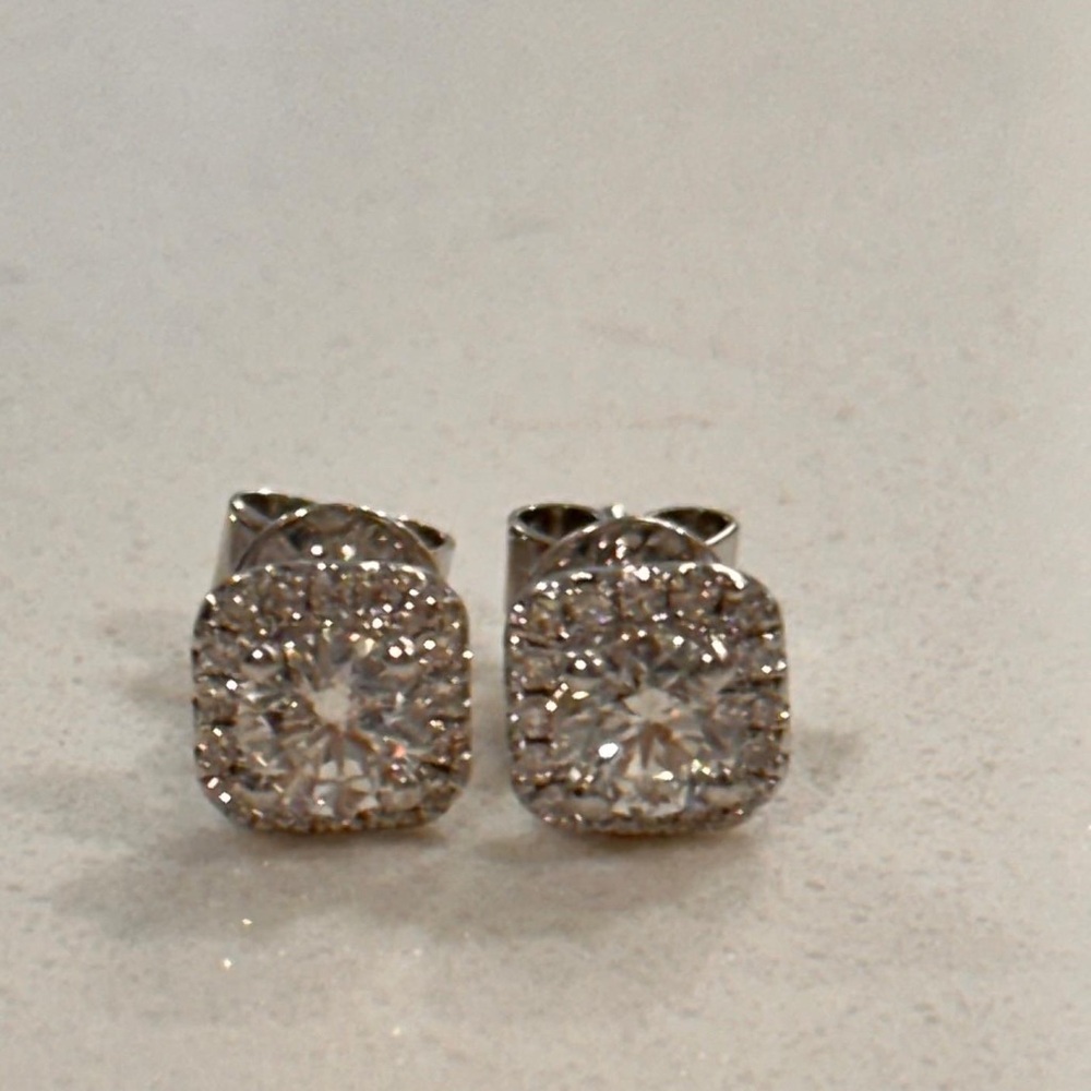 14K WHITE GOLD DIAMOND EARRINGS